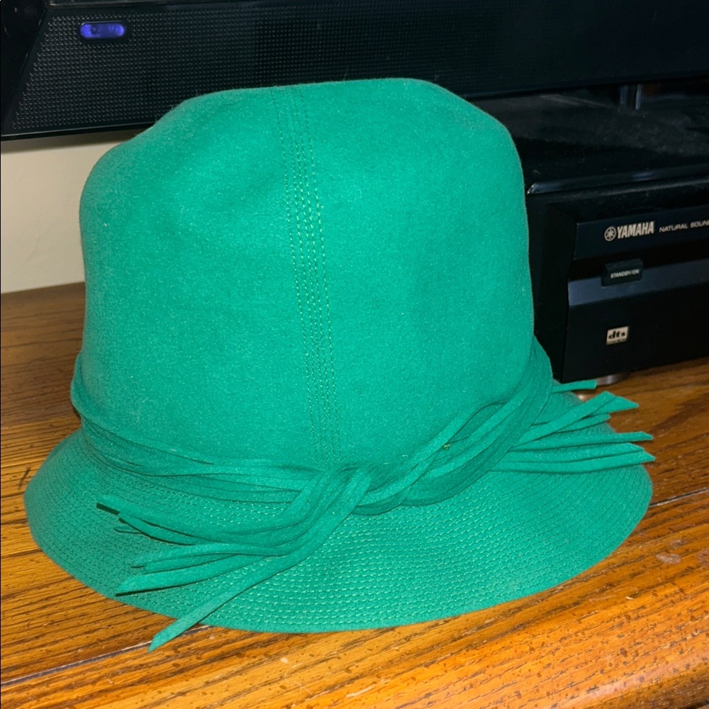 Vintage Green Women's Bucket Hat